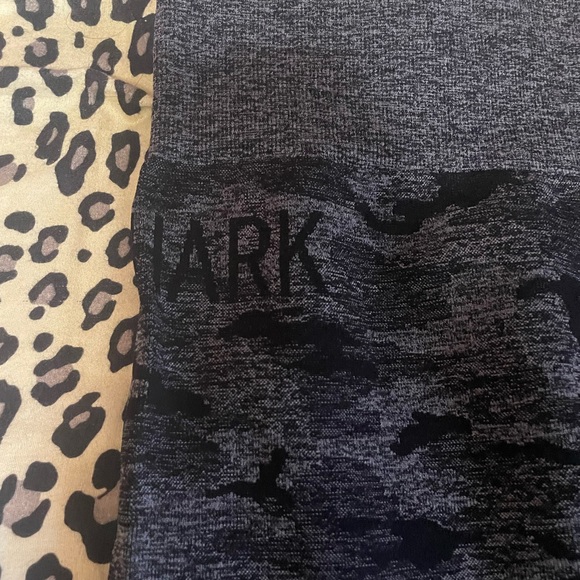 GYMSHARK navy leggings - Picture 4 of 6